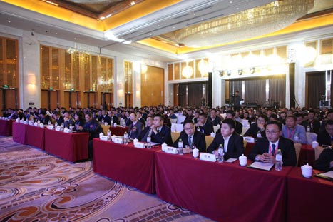 智能电梯，，，信任随行——betway体育电梯2017年全球营销大会暨全新ESW无机房智能电梯首发仪式
