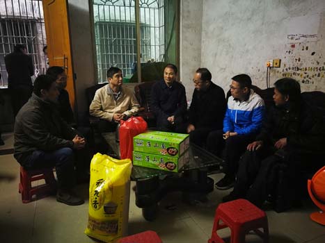 全力决战精准扶贫，，，，，，共绘漂亮墟落蓝图